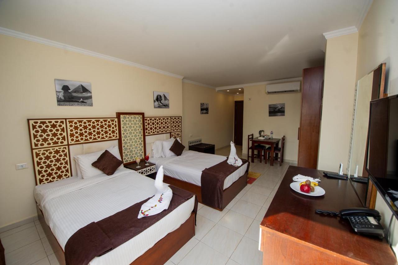 Pyramids Valley Boutique Hotel Kafret el-Gabal Esterno foto
